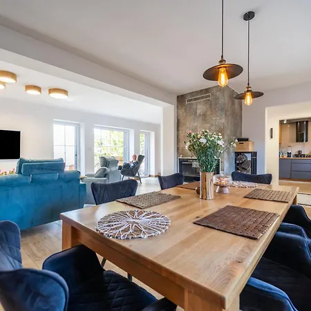 Widokowka 13 Vila Mikołajki